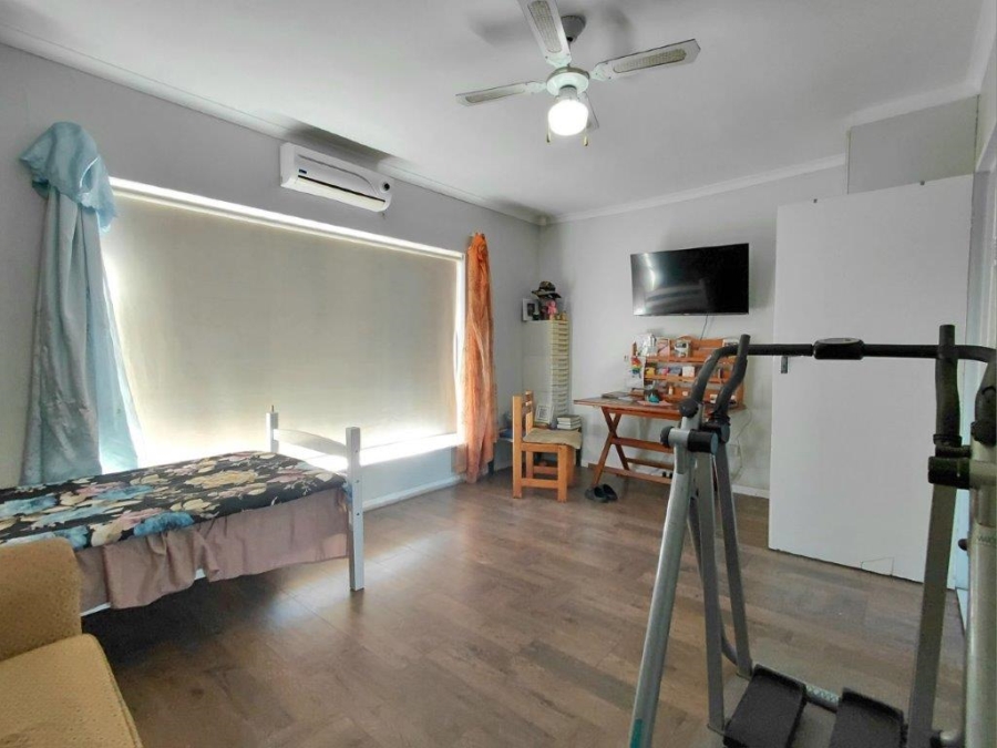 4 Bedroom Property for Sale in Rusthof Western Cape
